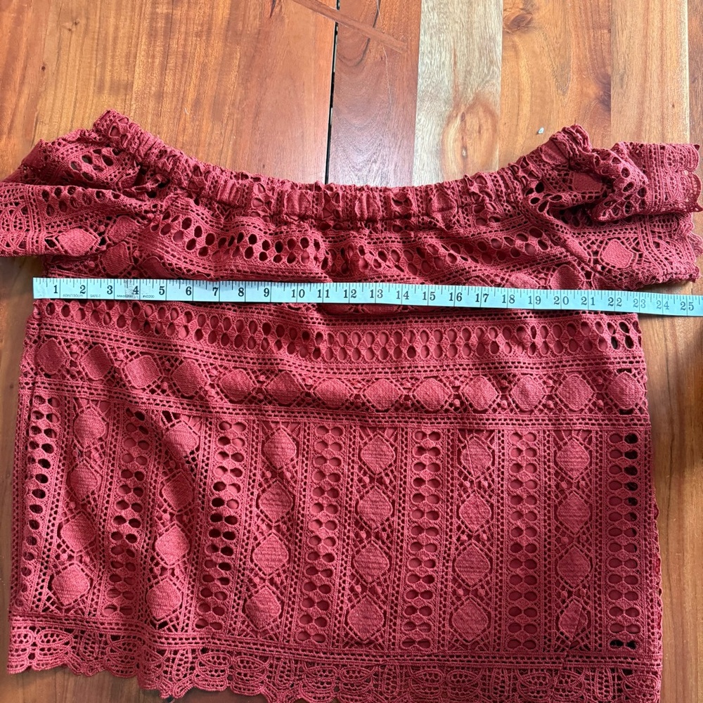 Anthropologie Sunday in Brooklyn Brick Red Lace Off-Shoulder Blouse - Picture 9 of 10